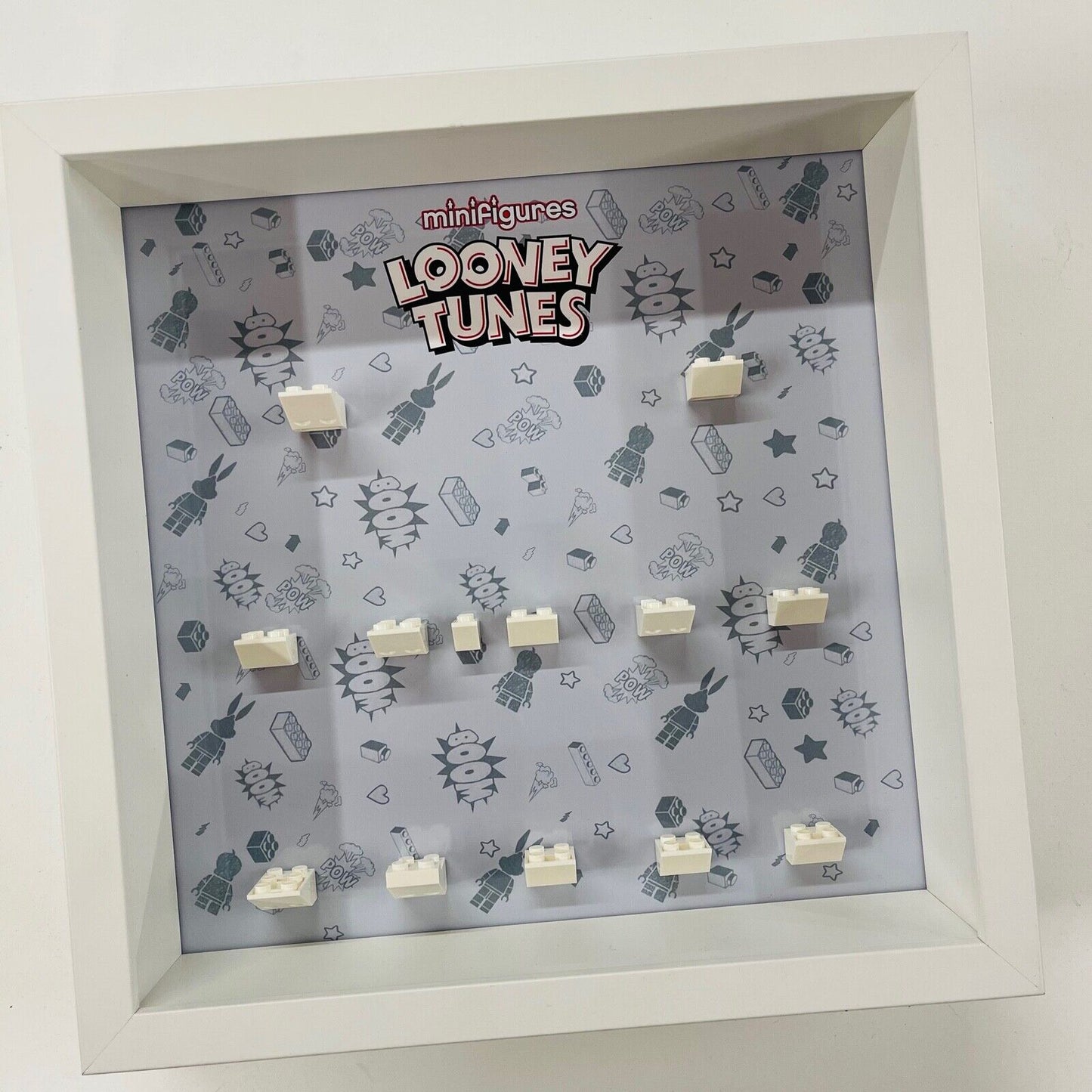 Display Frame case for Lego ® Looney Tunes minifigures 71030 27cm