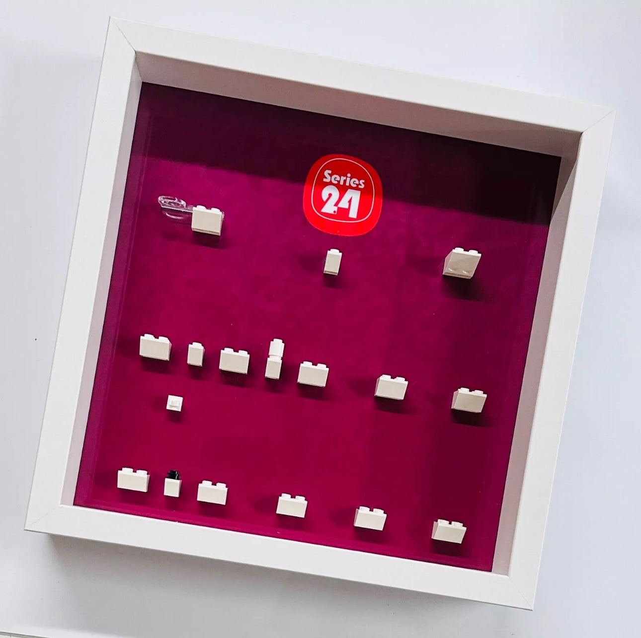 series 24 71037 lego minifigure display frame