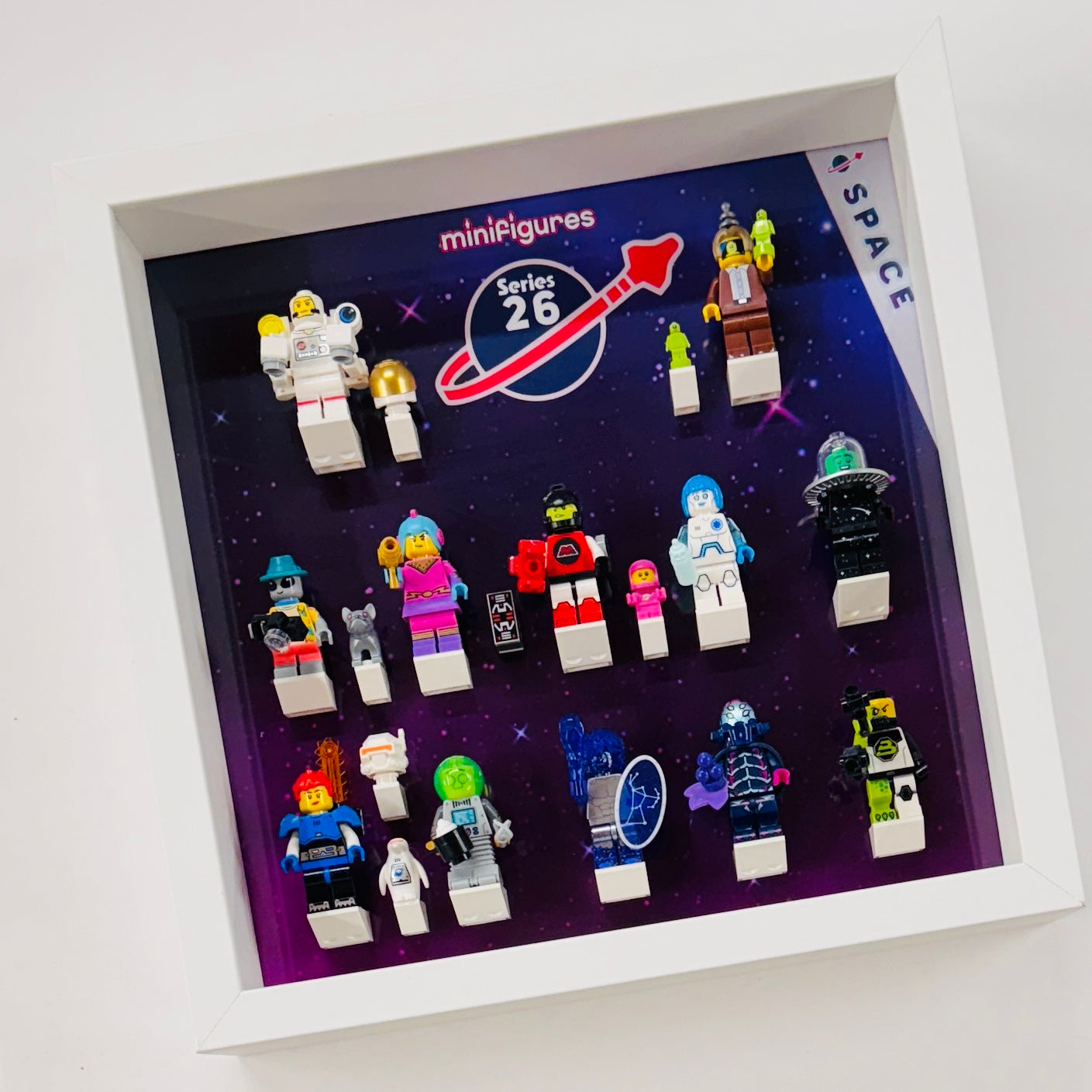 Display frame for Lego space series 26 minifigures