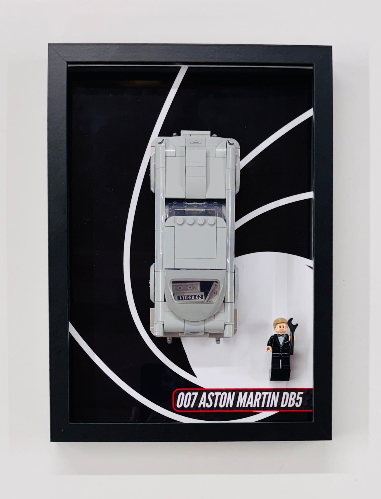 Display Wall Mount Frame for Lego ® Speed Champions 007 Aston Martin DB5
