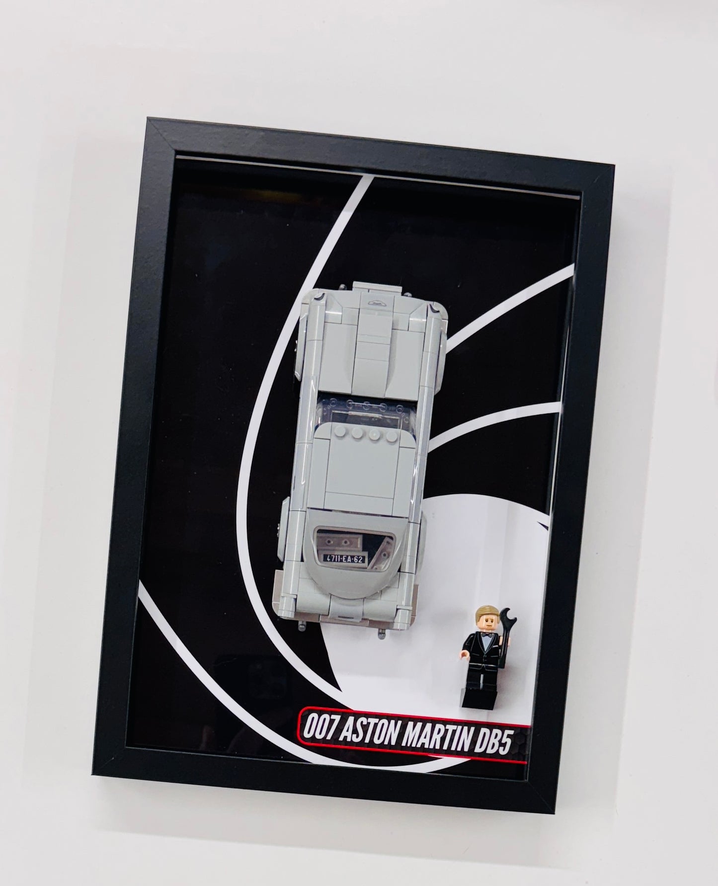 Display Wall Mount Frame for Lego ® Speed Champions 007 Aston Martin DB5