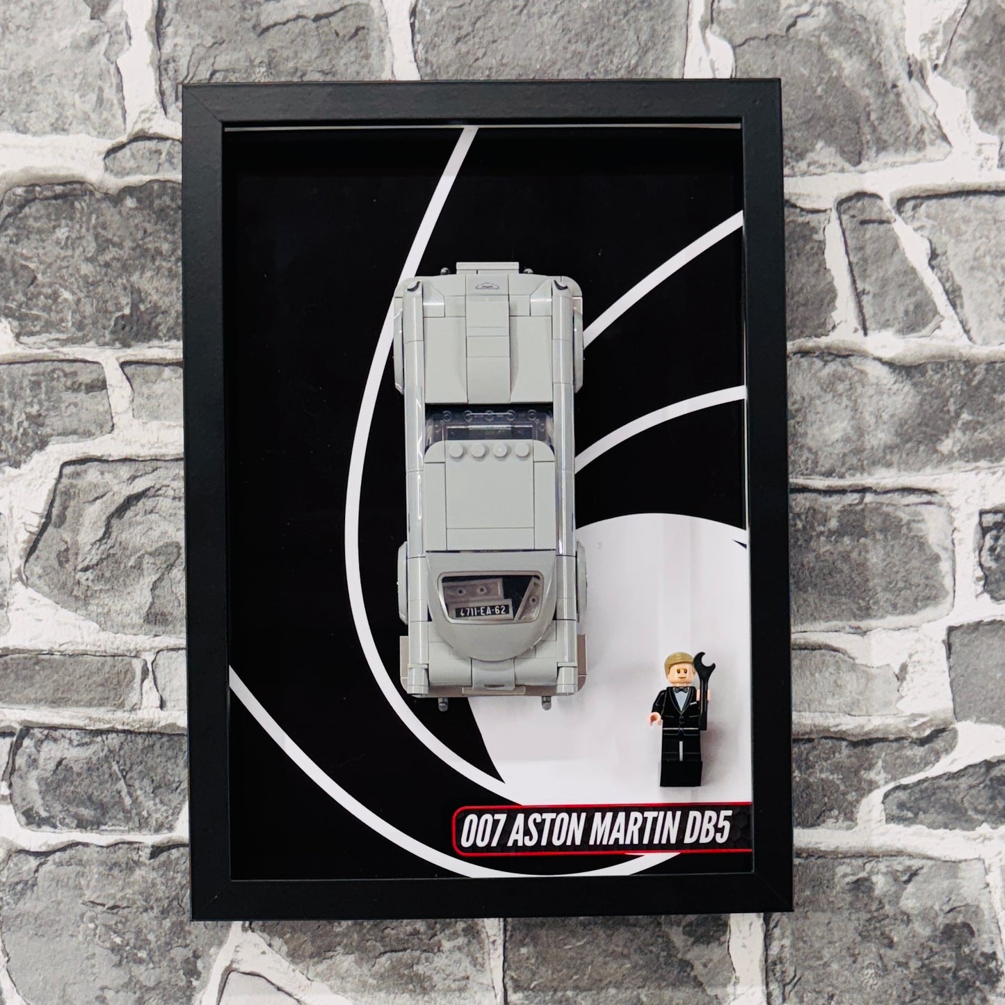 Display Wall Mount Frame for Lego ® Speed Champions 007 Aston Martin DB5