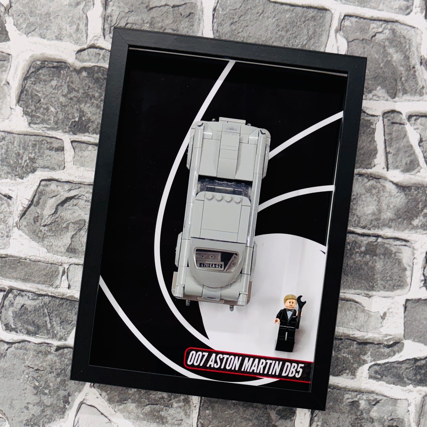 Display Wall Mount Frame for Lego ® Speed Champions 007 Aston Martin DB5