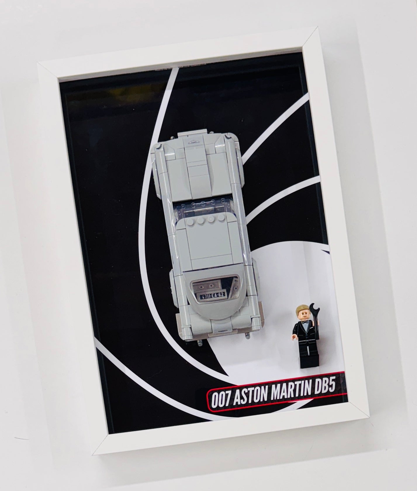 Display Wall Mount Frame for Lego ® Speed Champions 007 Aston Martin DB5