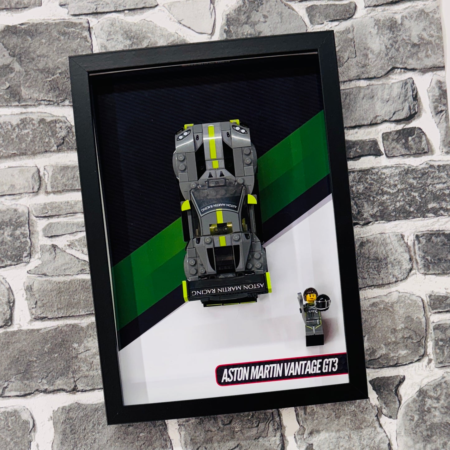 Display Wall Mount Frame for Lego ® Speed Champions Aston Martin Vantage GT3