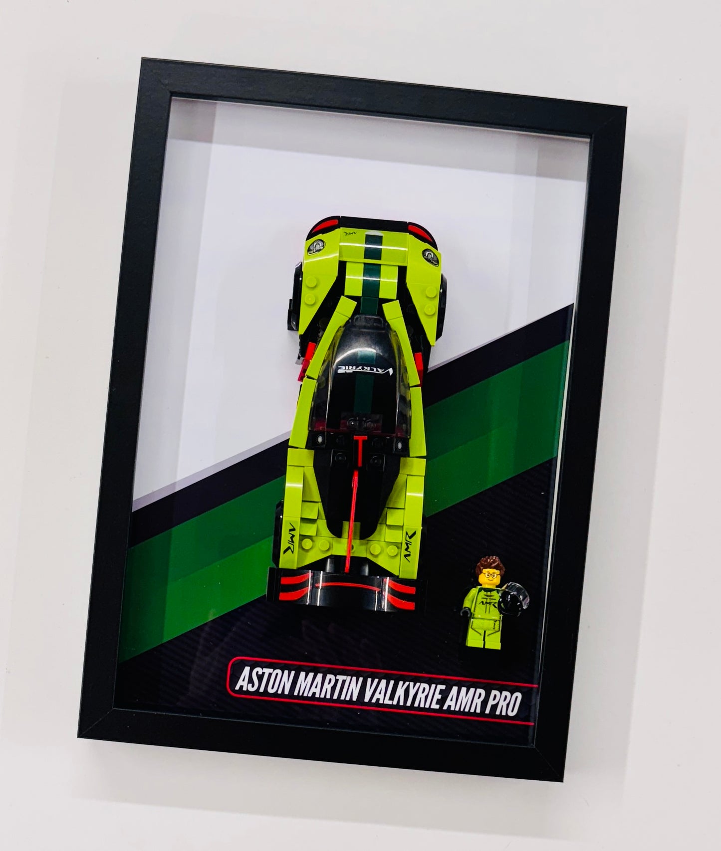 Display Wall Mount Frame for Lego ® Speed Champions Aston Martin Valkyrie AMR Pro