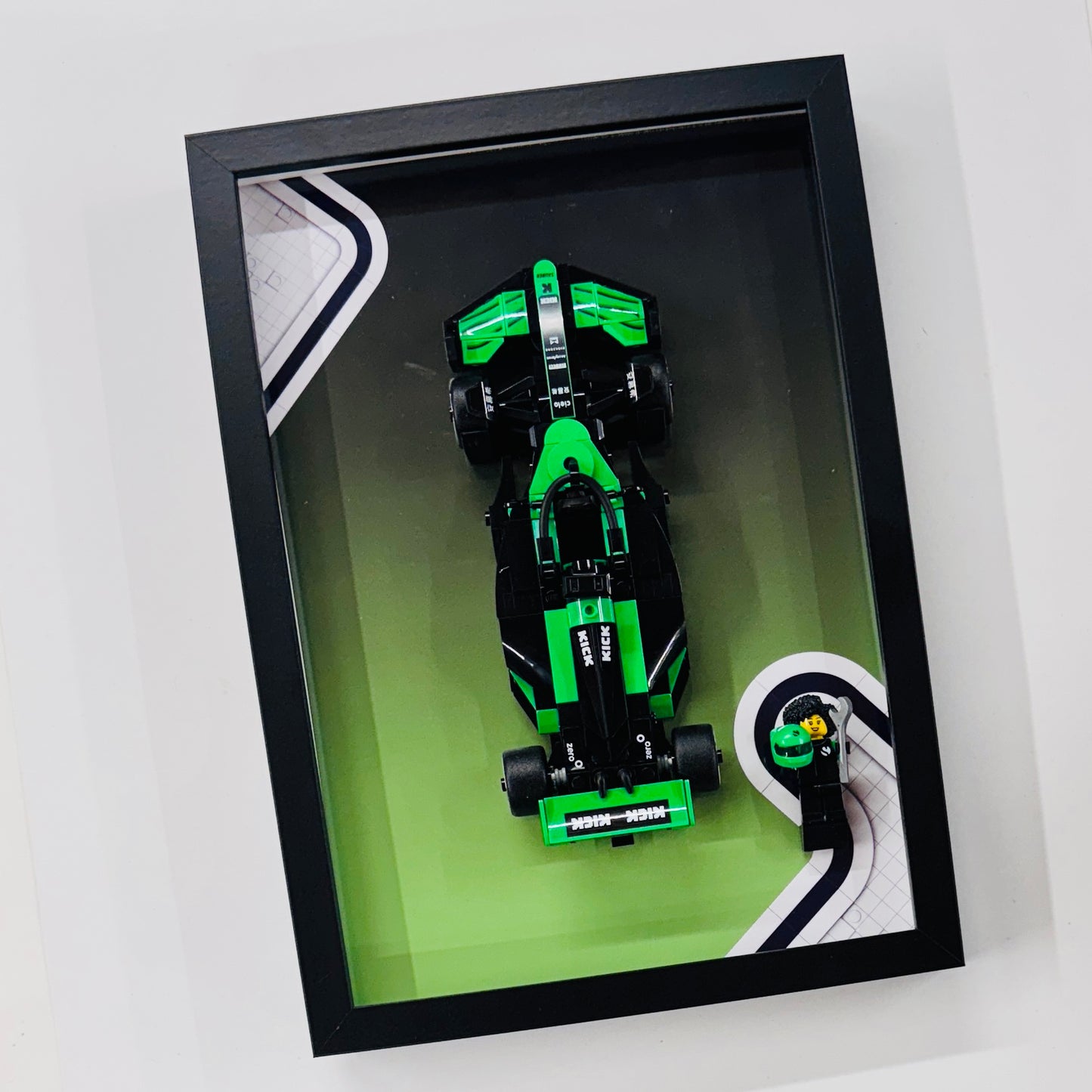 Display Frame for Lego ® Speed Champions Kick Sauber F1 C44 Formula one 1 Wall mount