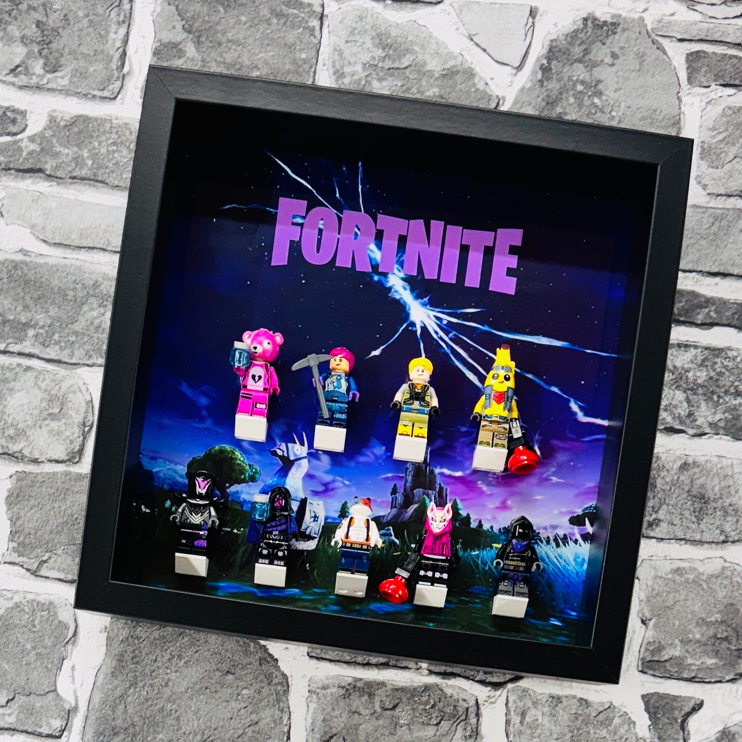 Display Frame Case For Lego Series Fortnite Bus minifigures 77073 v4