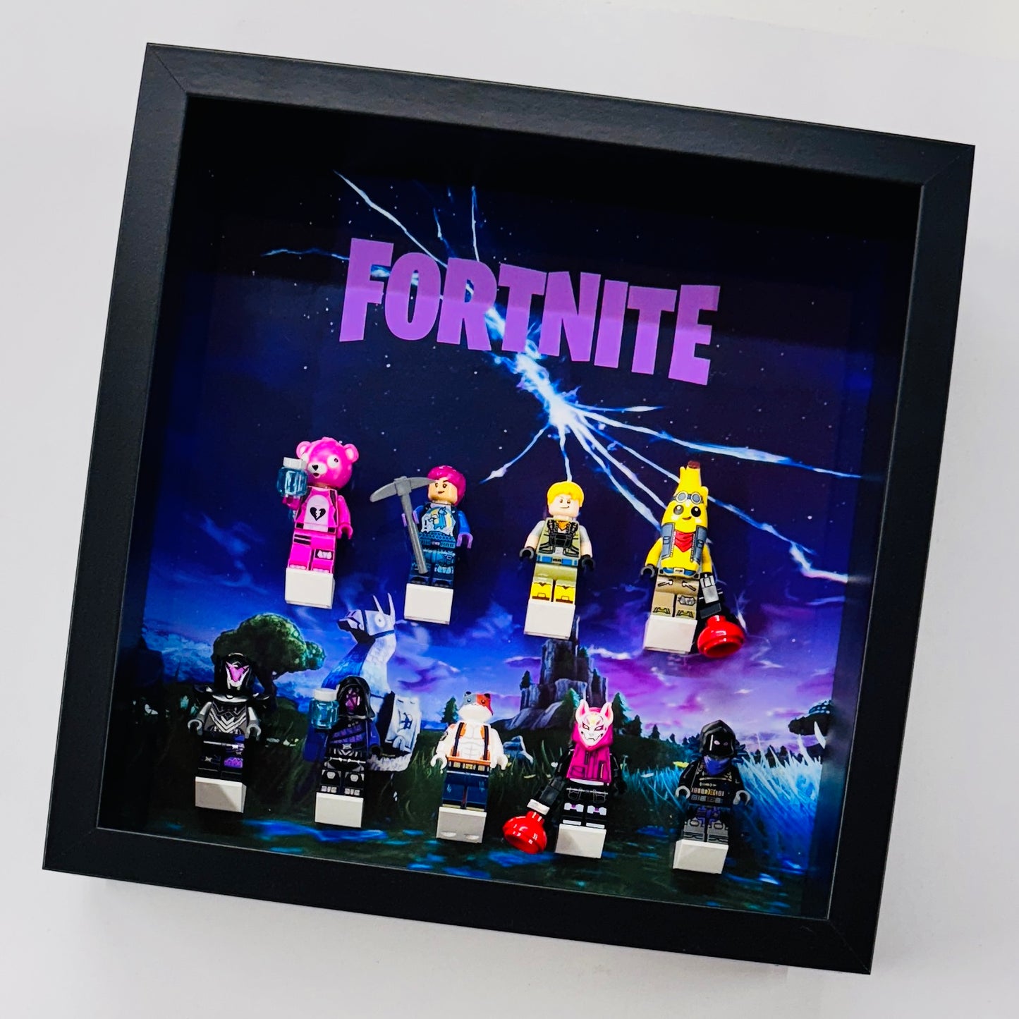 Display Frame Case For Lego Series Fortnite Bus minifigures 77073 v4