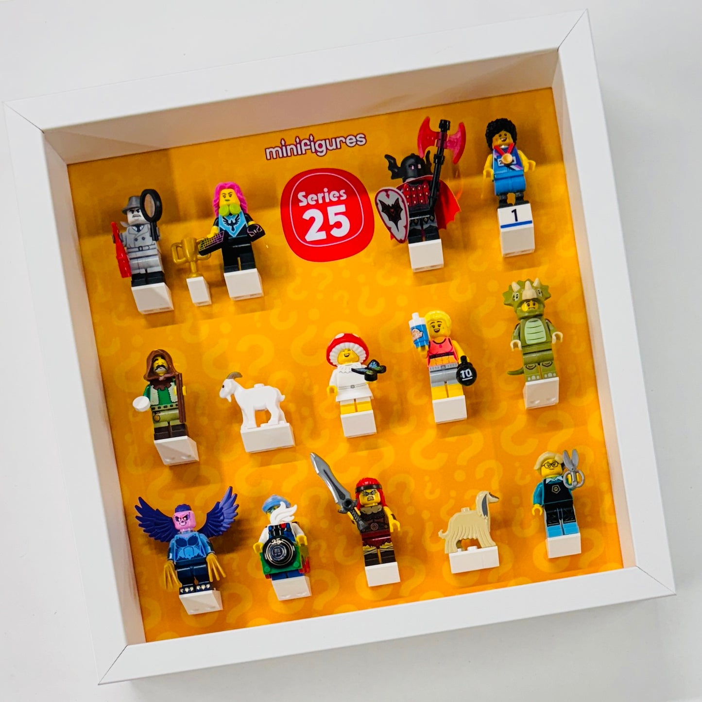 Display frame for lego series 25 minifigures