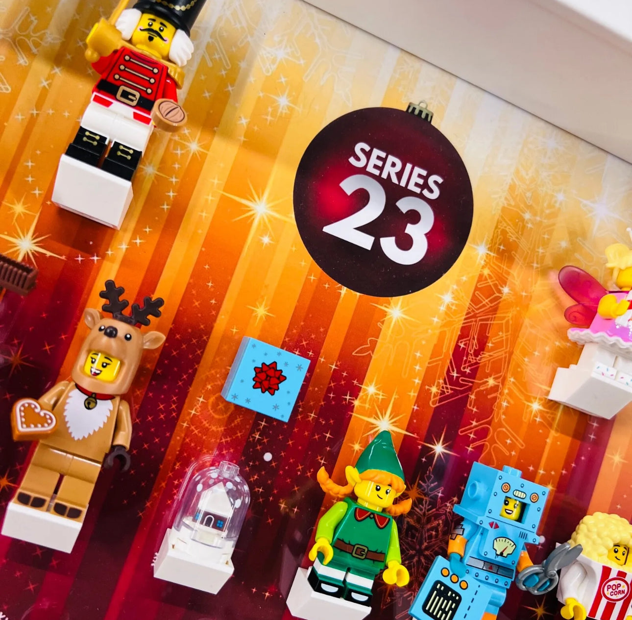 christmas display case for lego series 23 minifigures