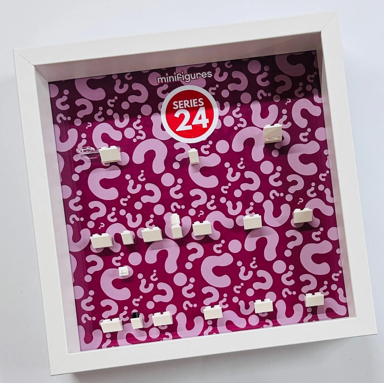 Display frame for Lego 71037 series 24 minifigures