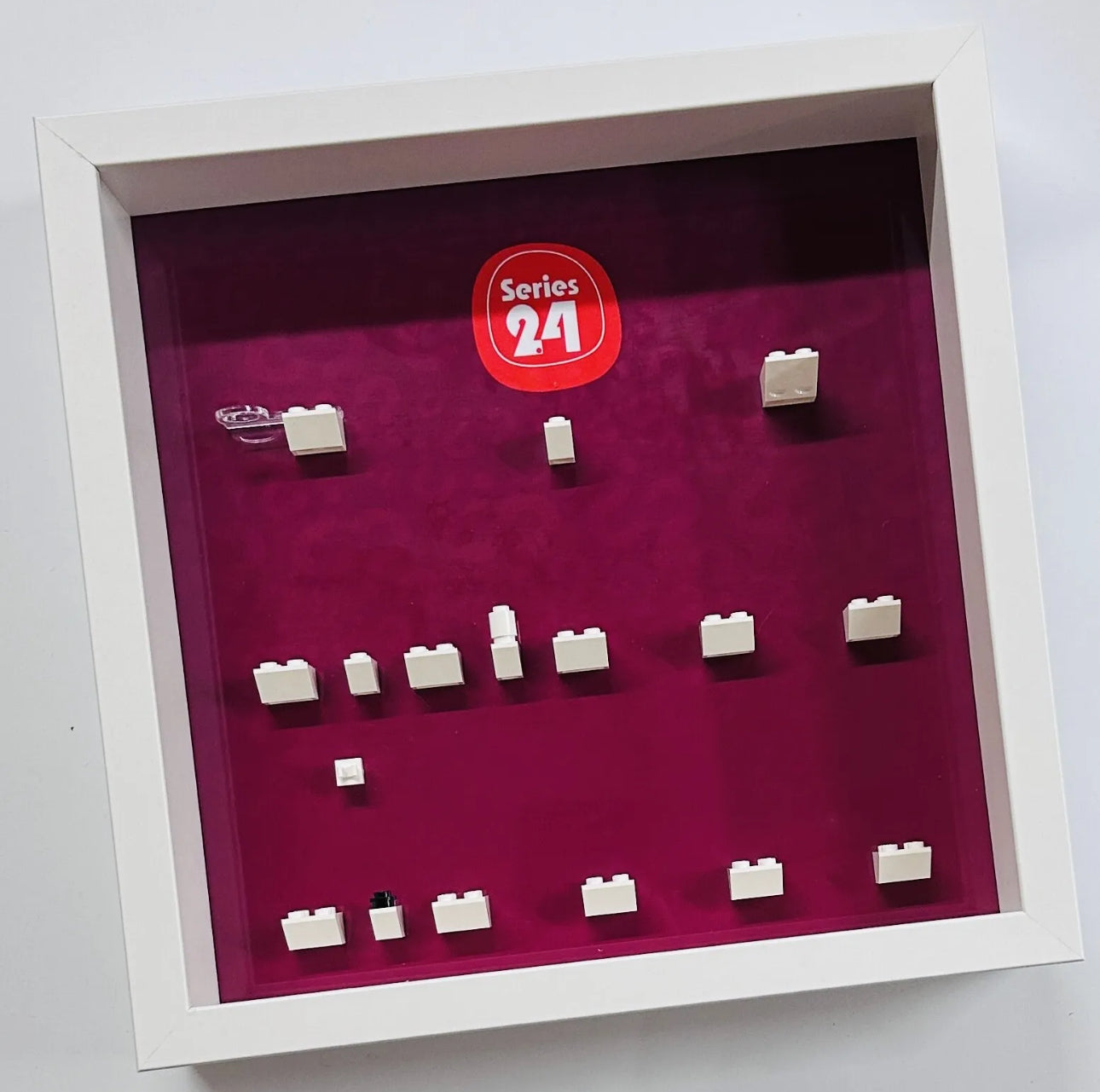 minifigure display frame series 24 71037 minifigures