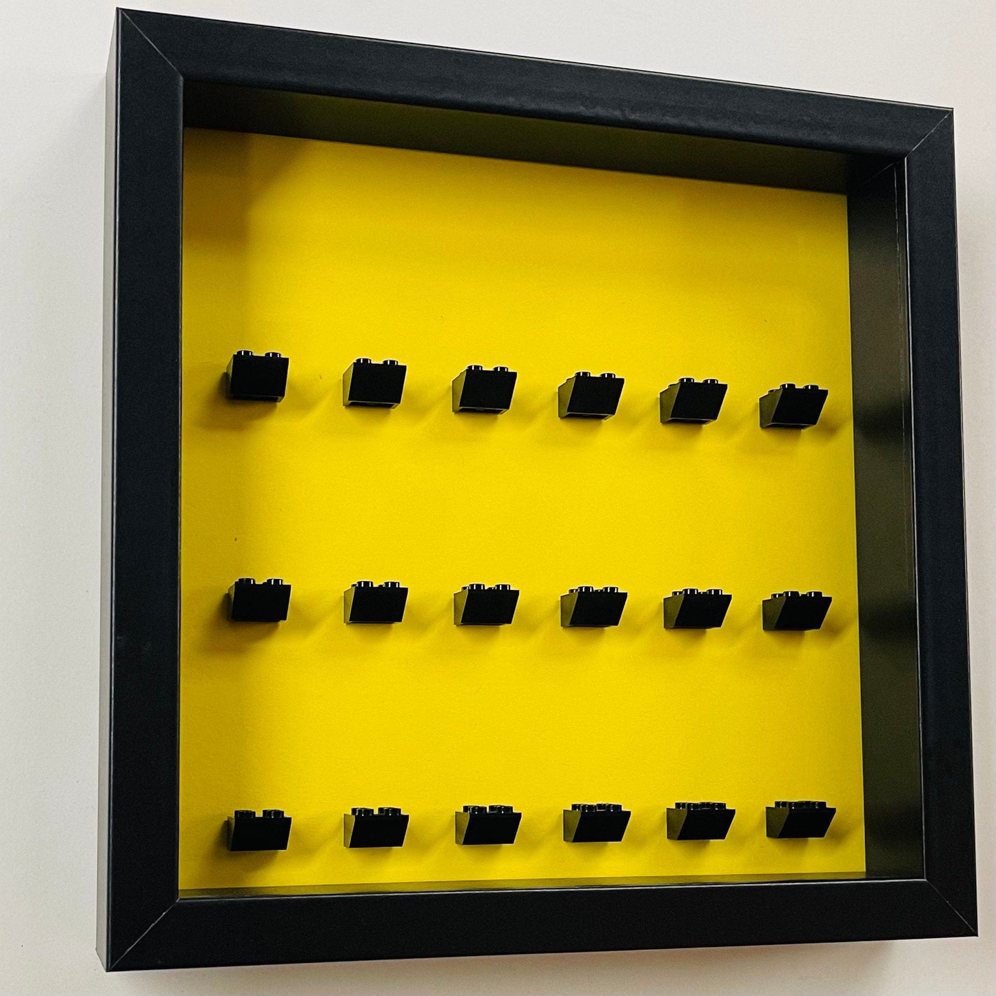 Display frame case for Lego General Minifigures 25CM No Figures Coloured backgrounds Yellow