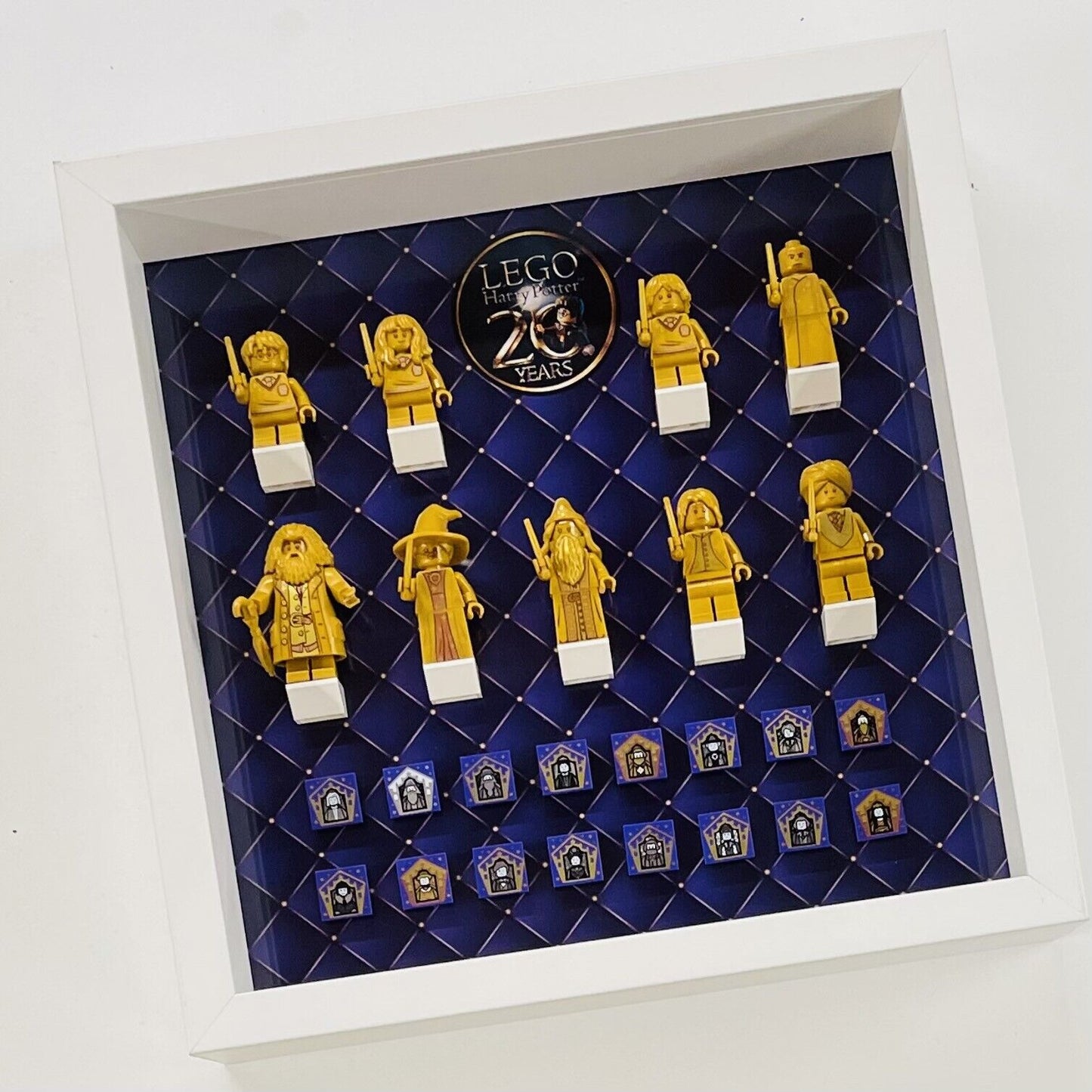 Display case Frame for Lego ® Harry Potter 20th Anniversary minifigures 27cm