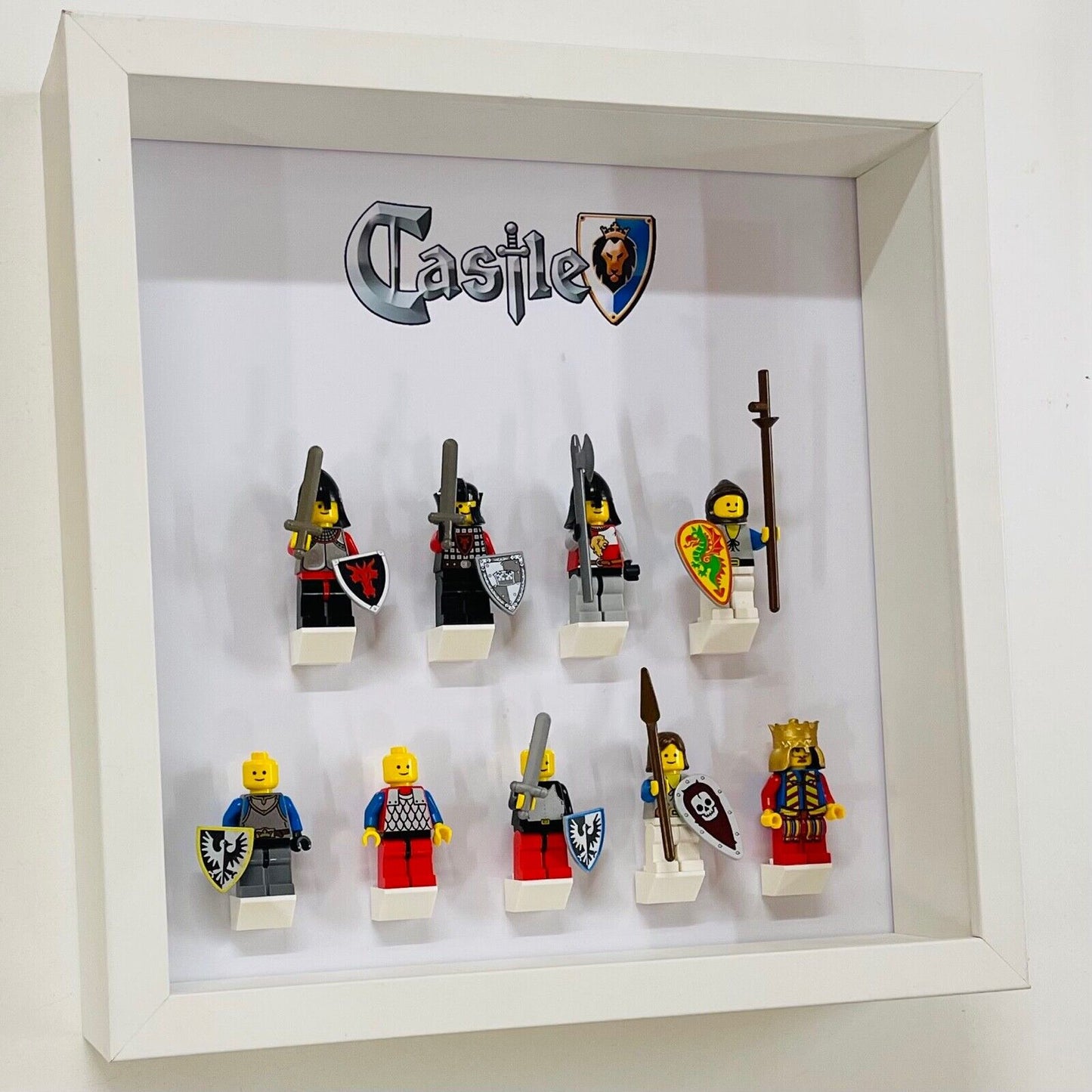 Display Frame for Lego ® Classic Castle Knights minifigures 27cm case