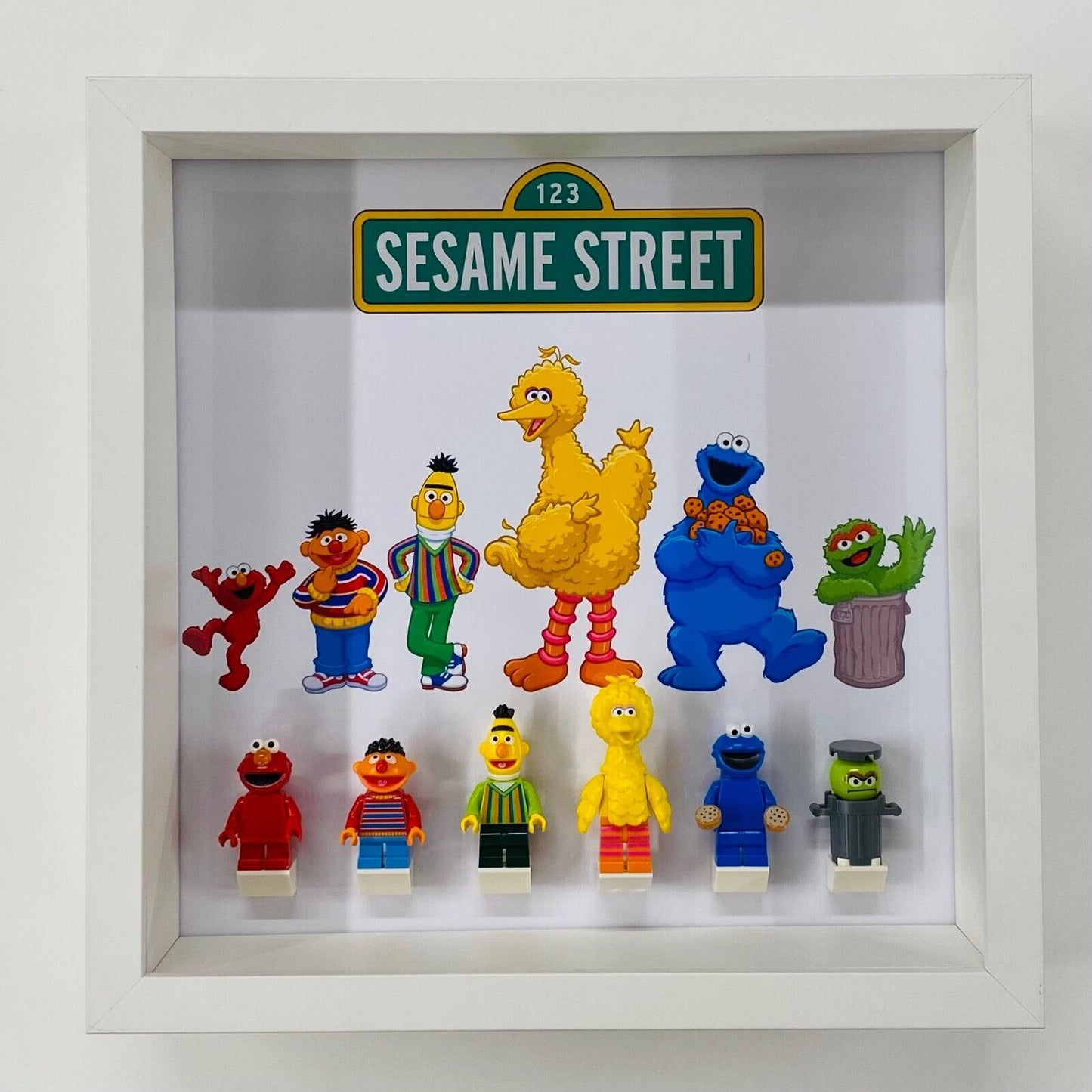 Display Frame for Lego ® Ideas 123 Sesame Street minifigures 21324 figures 27cm