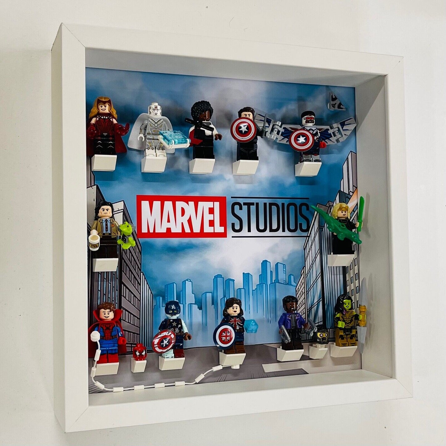 Display Frame for Lego ® Marvel Studios Series 71031 figures minifigures 27cm