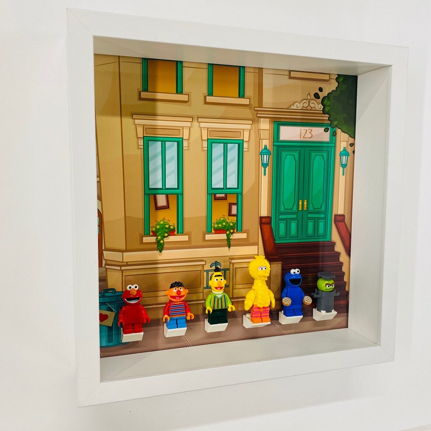 Display Frame for Lego ® Ideas 123 Sesame Street minifigures 21324 figures 27cm