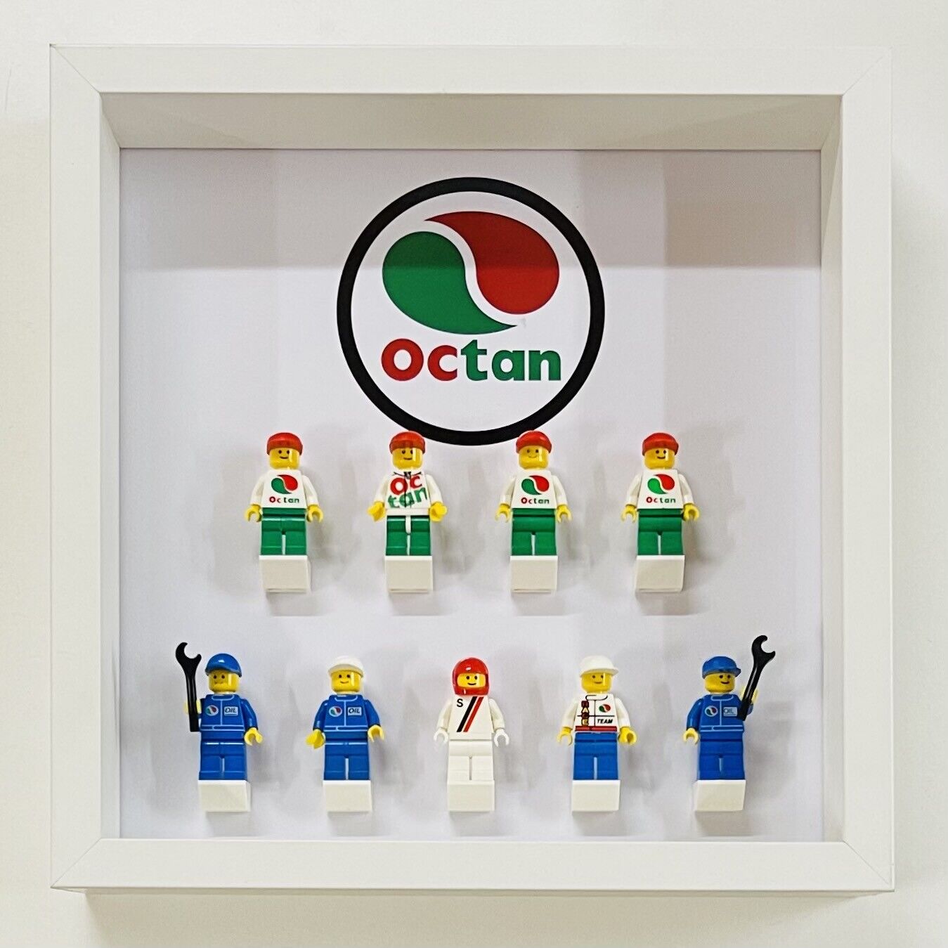 Display case Frame for Lego ® Classic City Octan minifigures 27cm