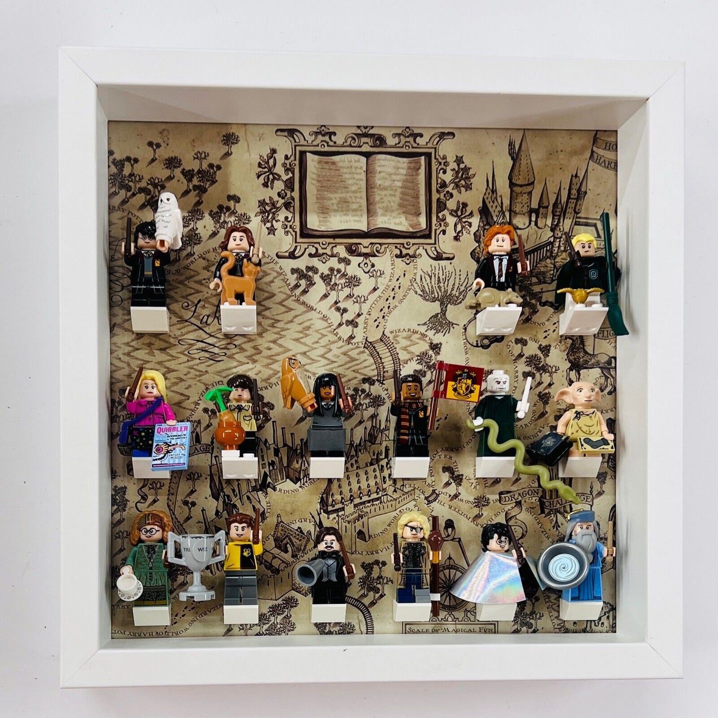 Display case Frame for Lego ® Harry Potter Series 1 minifigures 71022 27cm