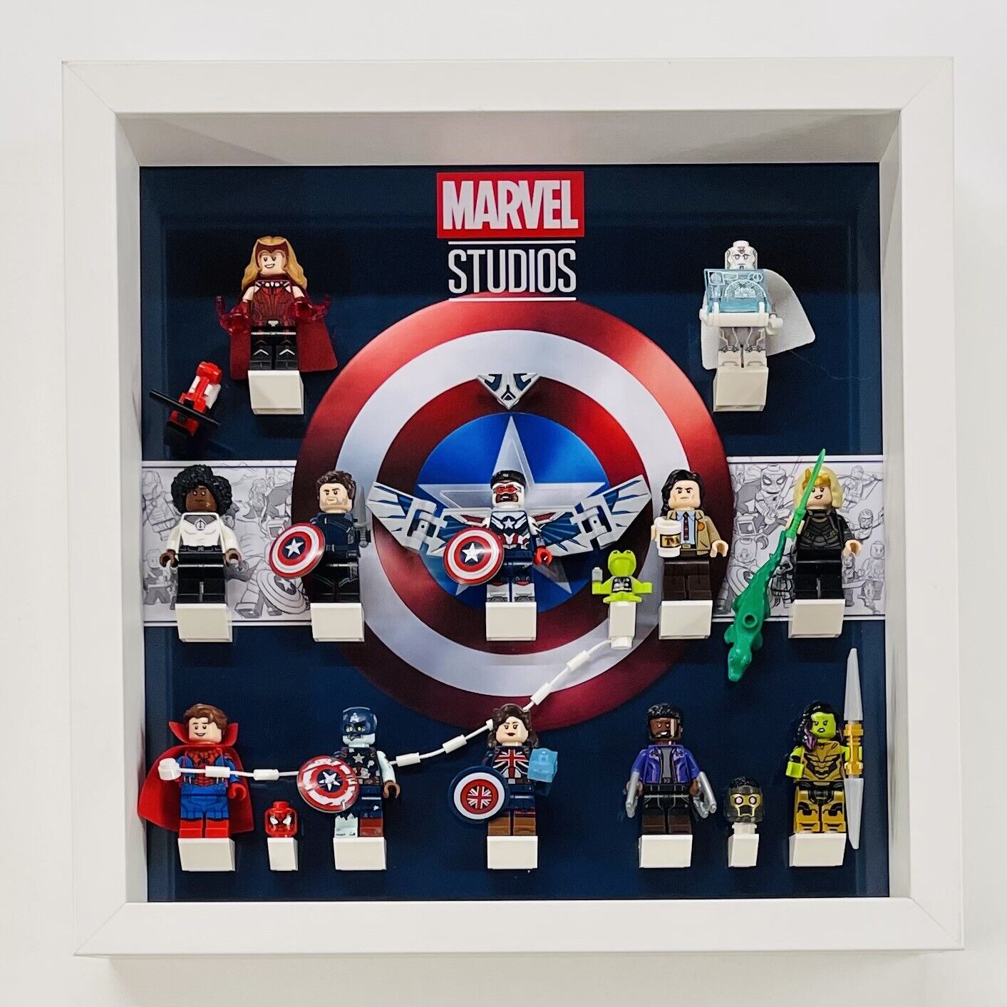 Display Frame for Lego ® Marvel Studios Series 71031 minifigures figures 27cm