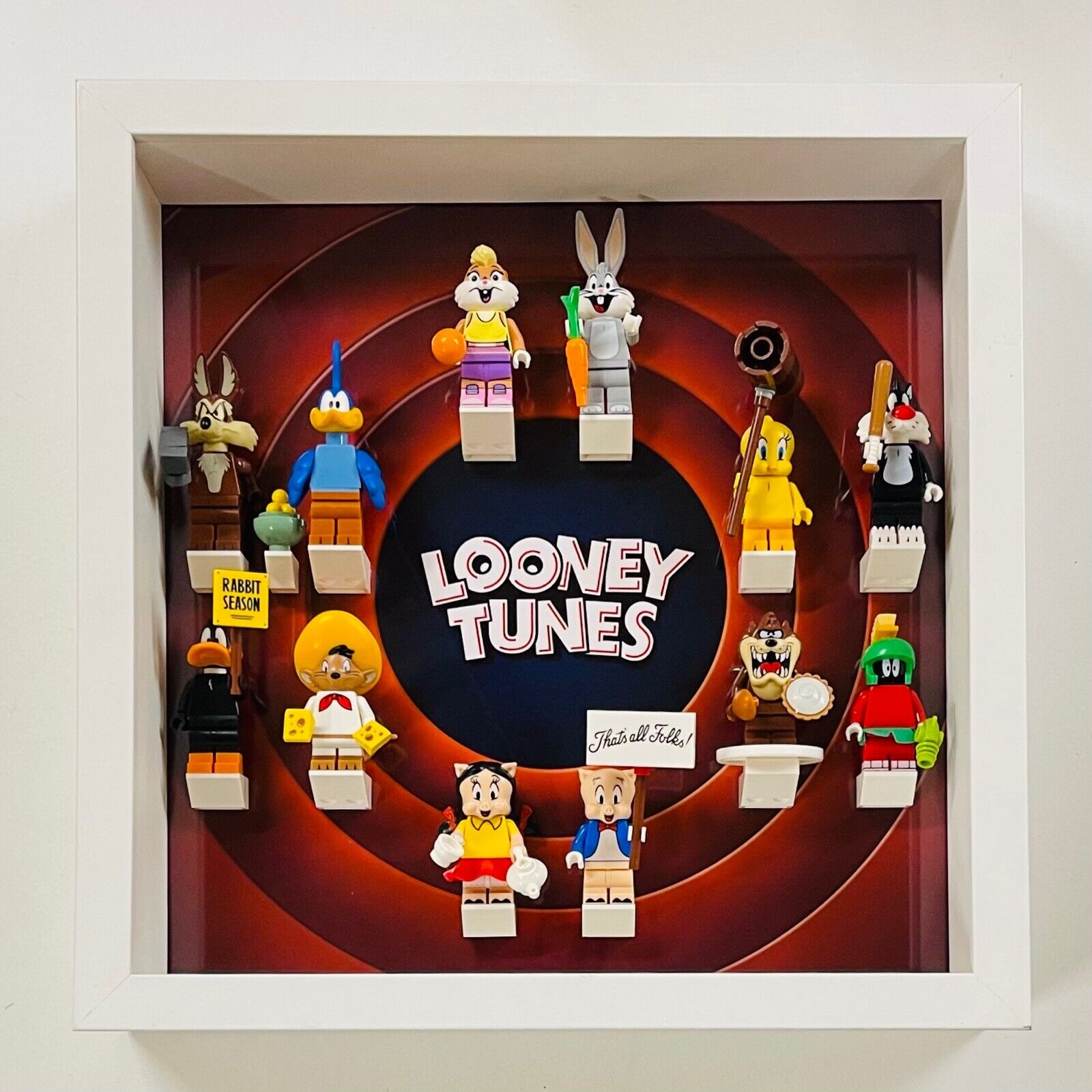 Display Frame for Lego ® Looney Tunes minifigures 71030 27cm