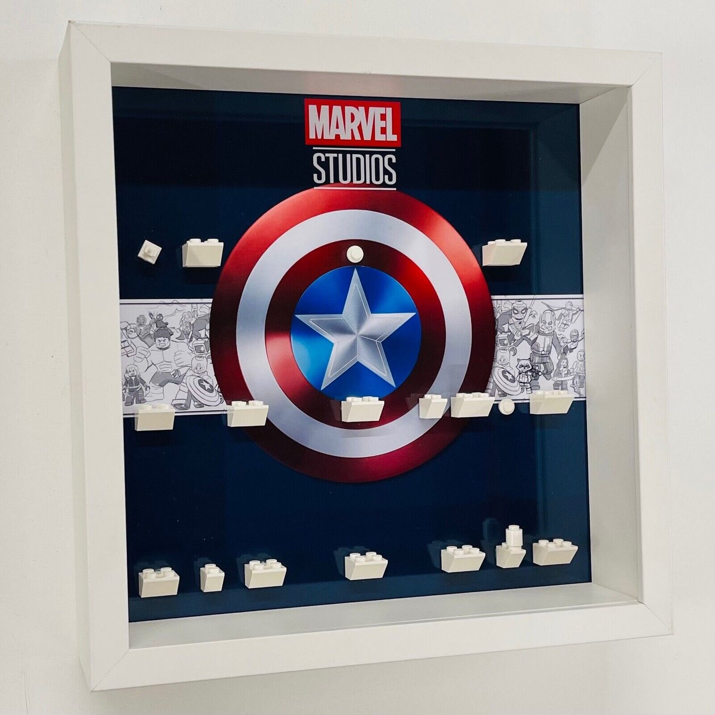 Display Frame for Lego ® Marvel Studios Series 71031 minifigures figures 27cm