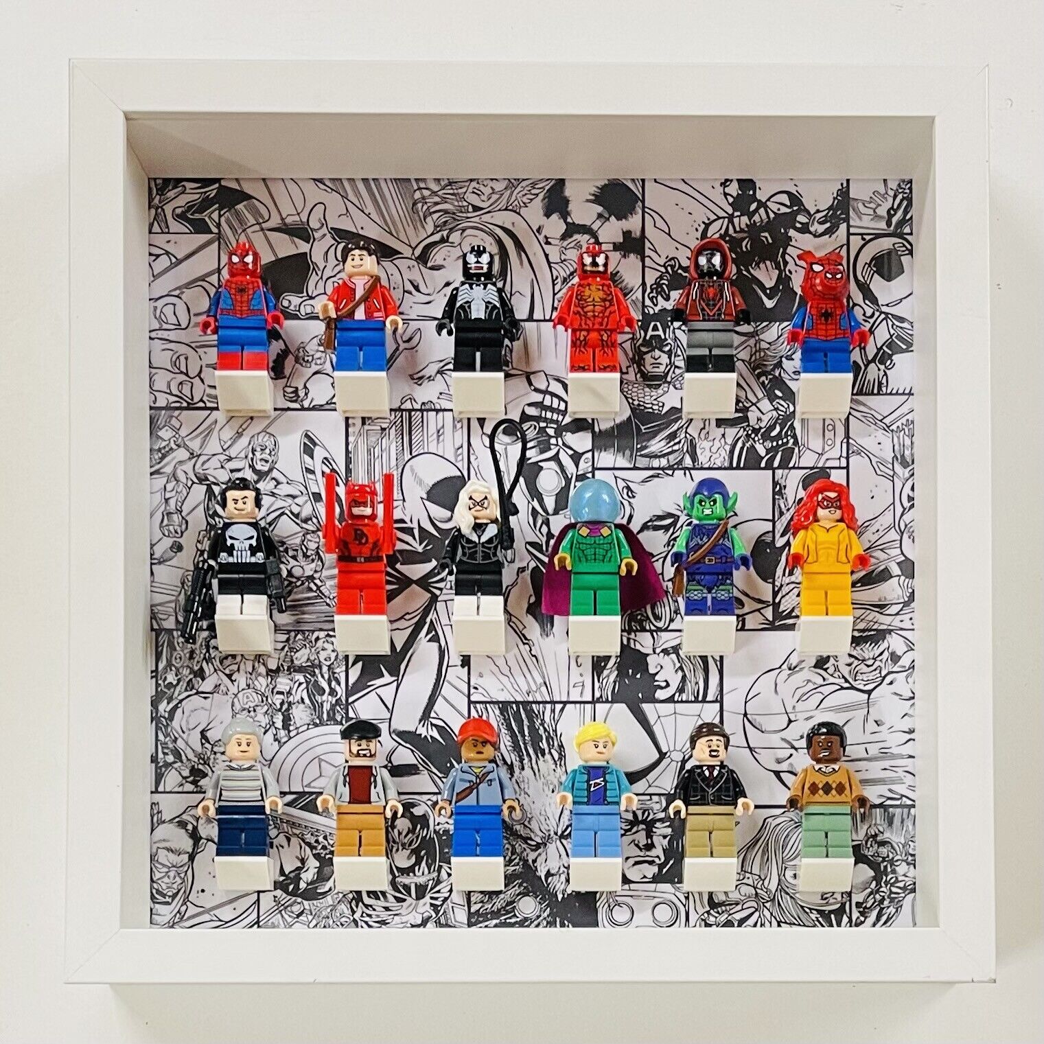 Display Frame for Lego ® Marvel general minifigures 27cm case