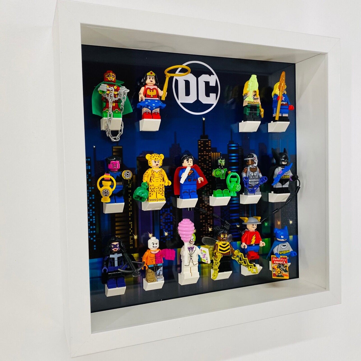 Display Frame for Lego ® DC Comics Series minifigures 71026  27cm