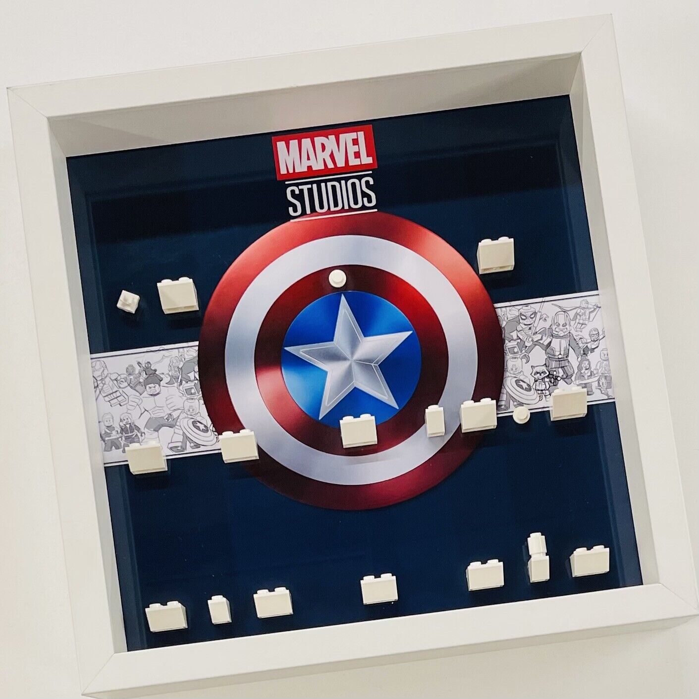 Display Frame for Lego ® Marvel Studios Series 71031 minifigures figures 27cm