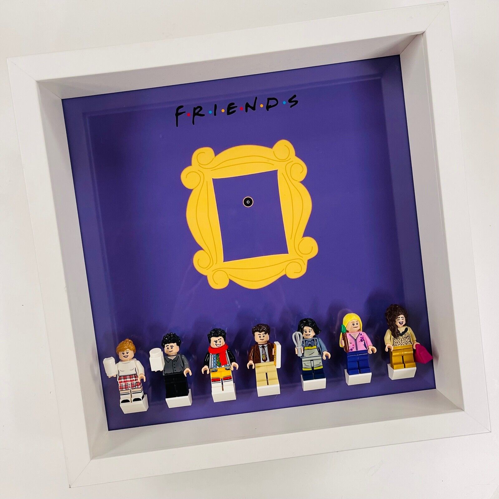 Display case Frame for Lego ® Friends Apartment minifigures 10292 27cm