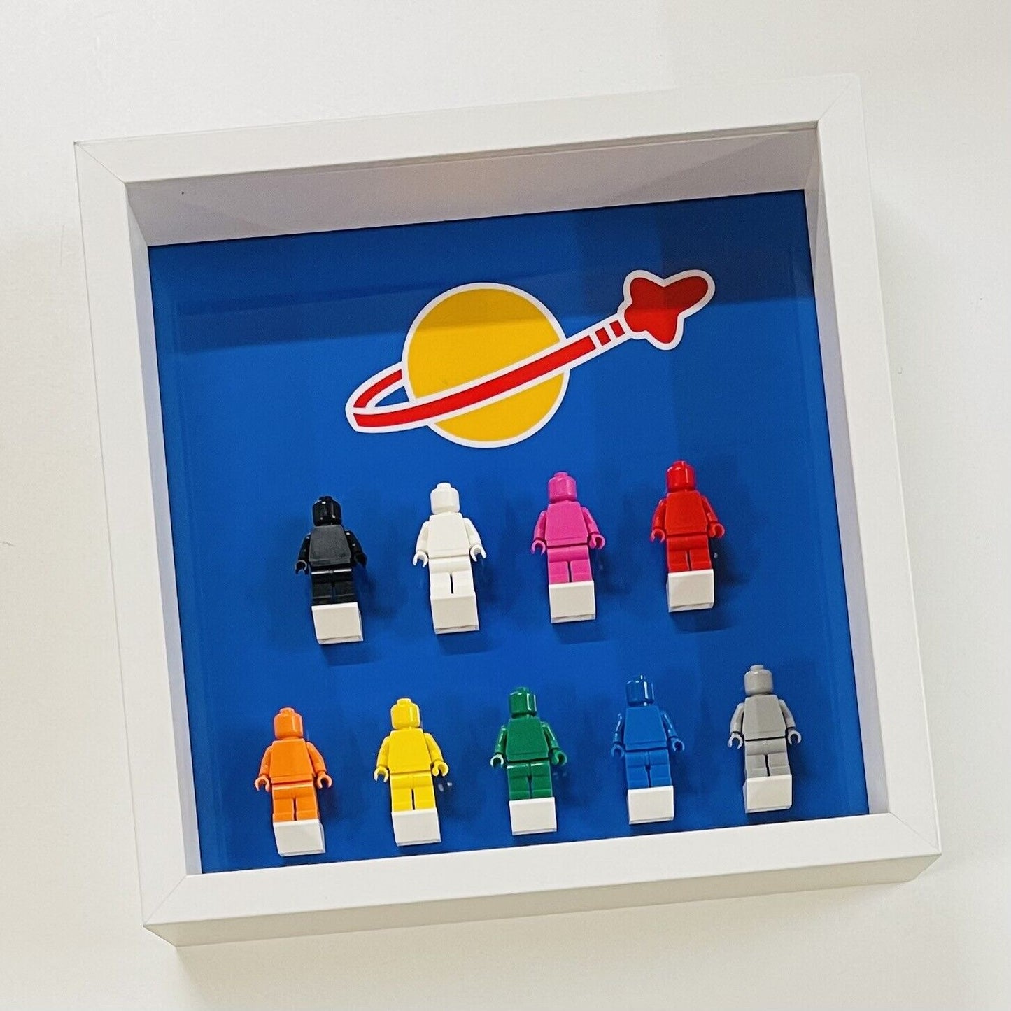 Display case Frame for Lego ® Classic Space minifigures 27cm