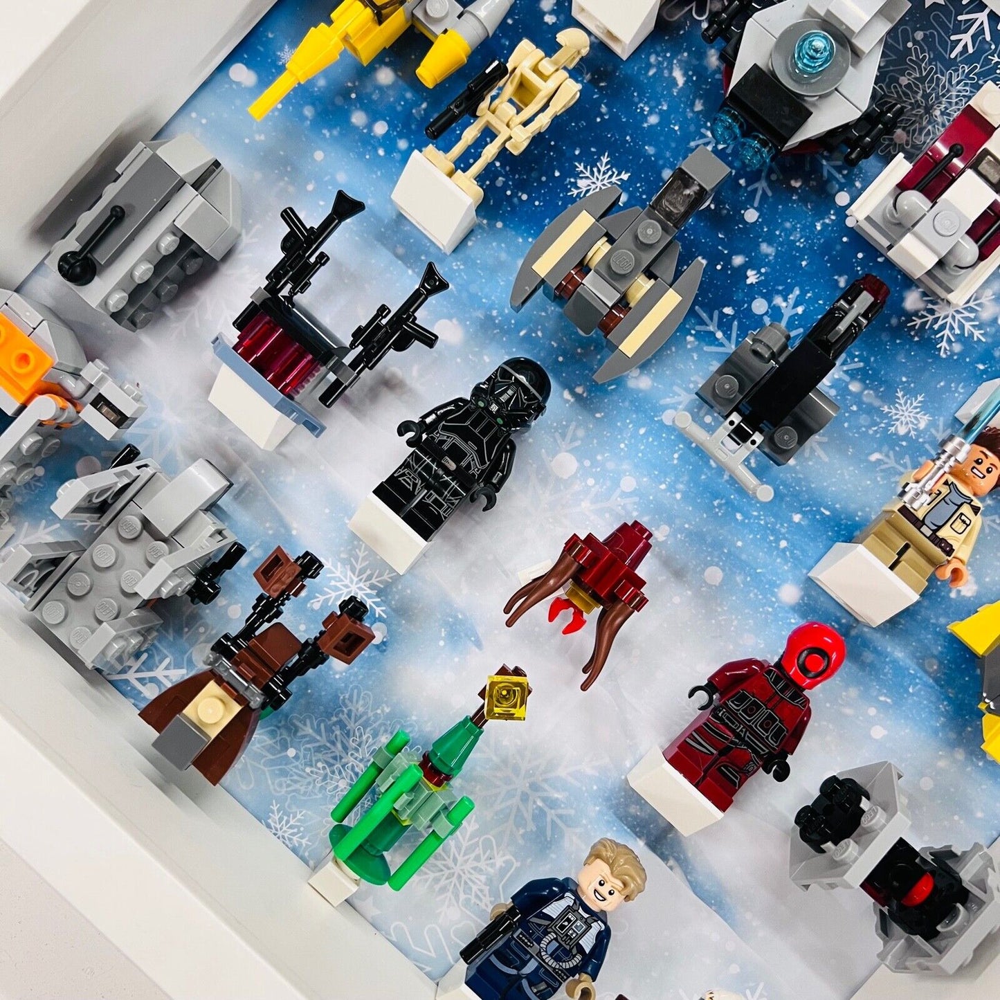 Display Frame for Lego ® Star Wars Advent Calendar 2018 minifigures 75213 27cm