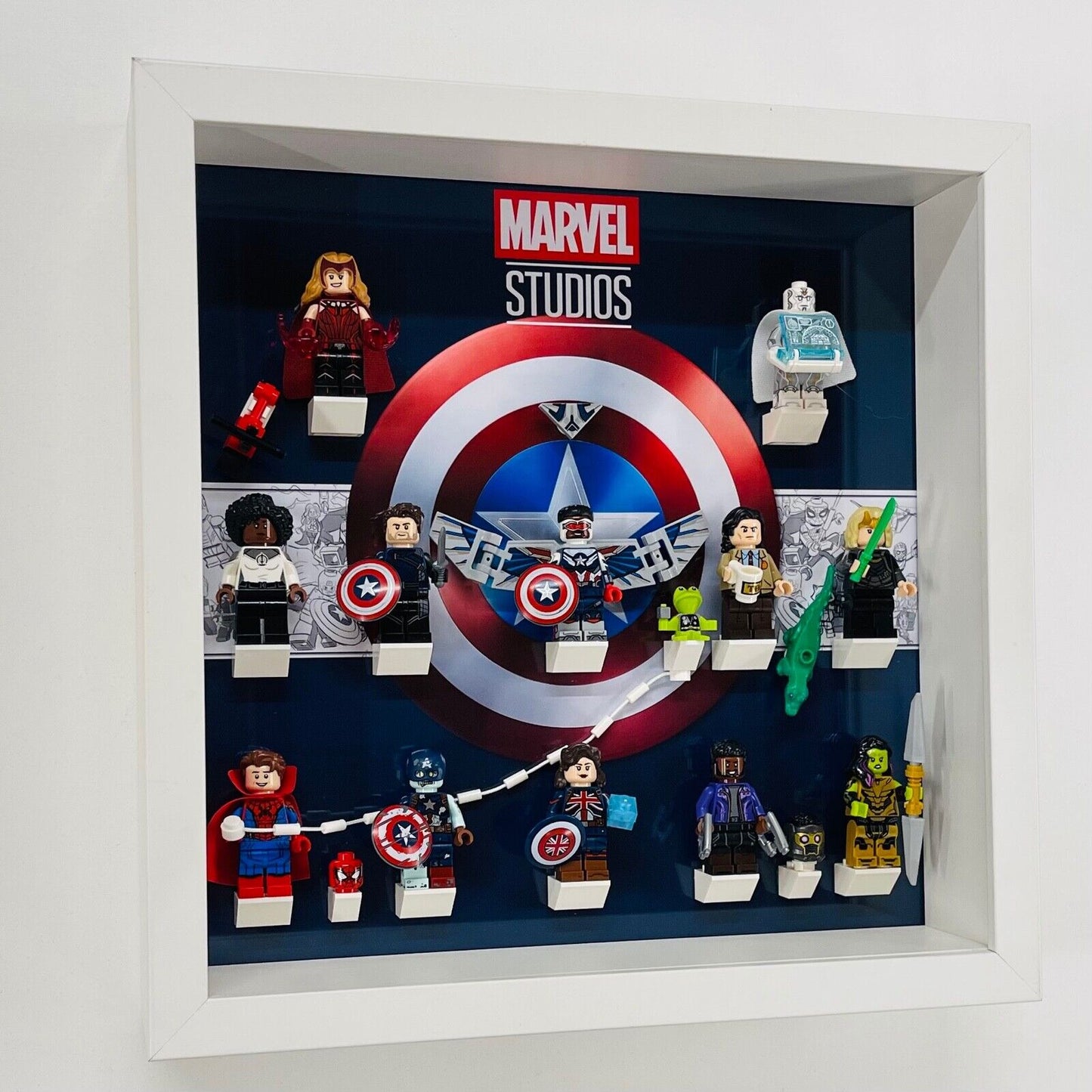 Display Frame for Lego ® Marvel Studios Series 71031 minifigures figures 27cm