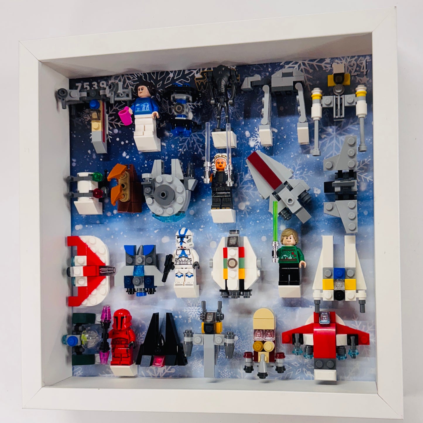 Display Frame Case For Lego Star Wars Advent Calendar 2024 75395 Minifigures 27CM