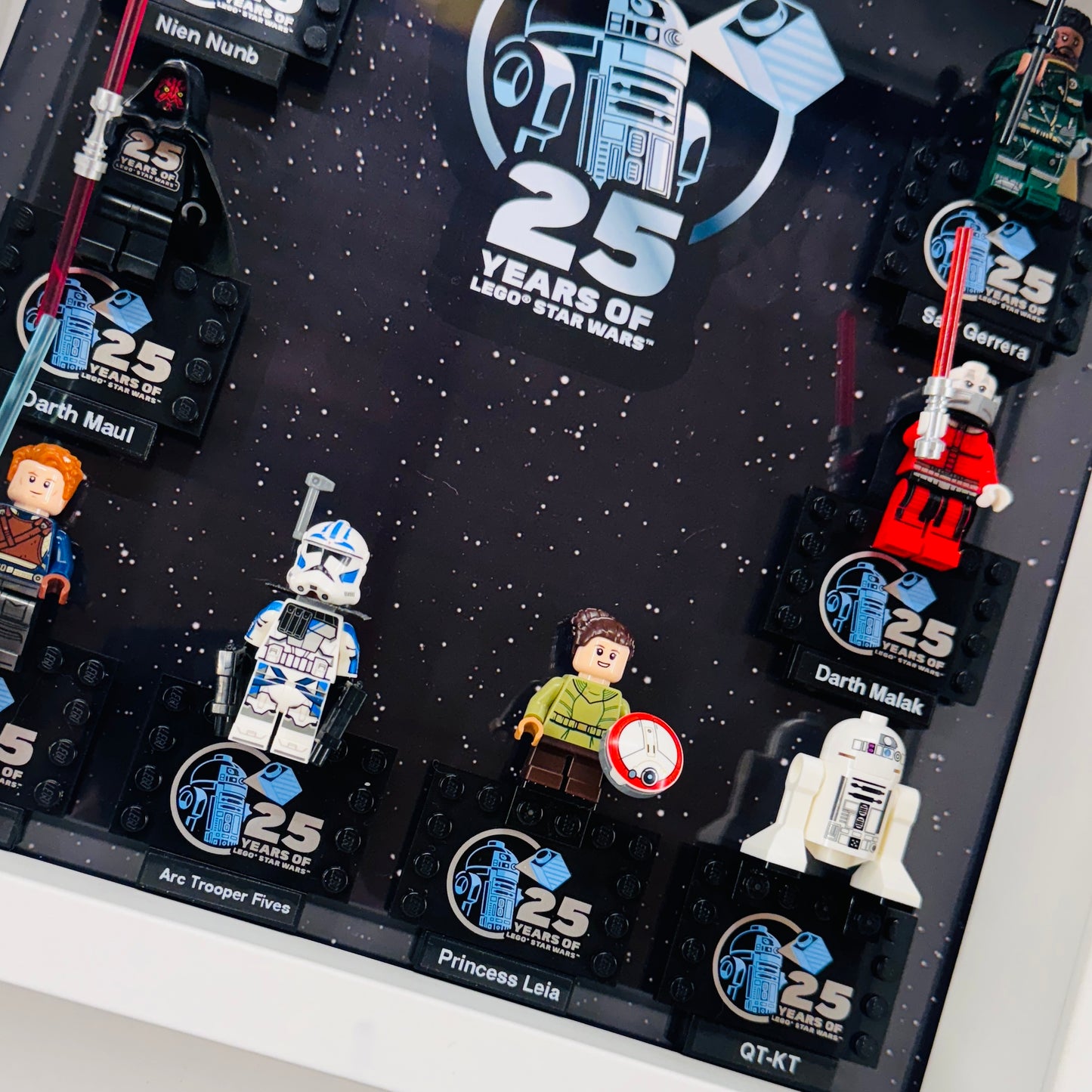 Display case Frame For Lego 25th Anniversary Star Wars Minifigures 27CM 8 fig