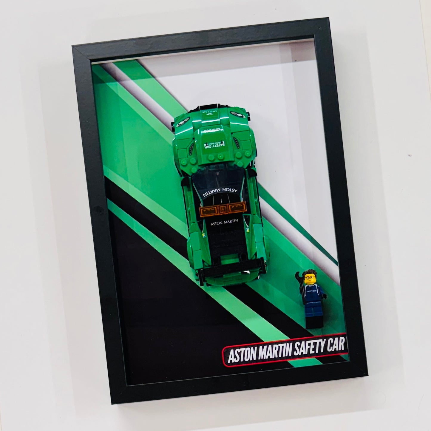 Display Wall Mount Frame for Lego ® Speed Champions Aston Martin Safety Car 76925