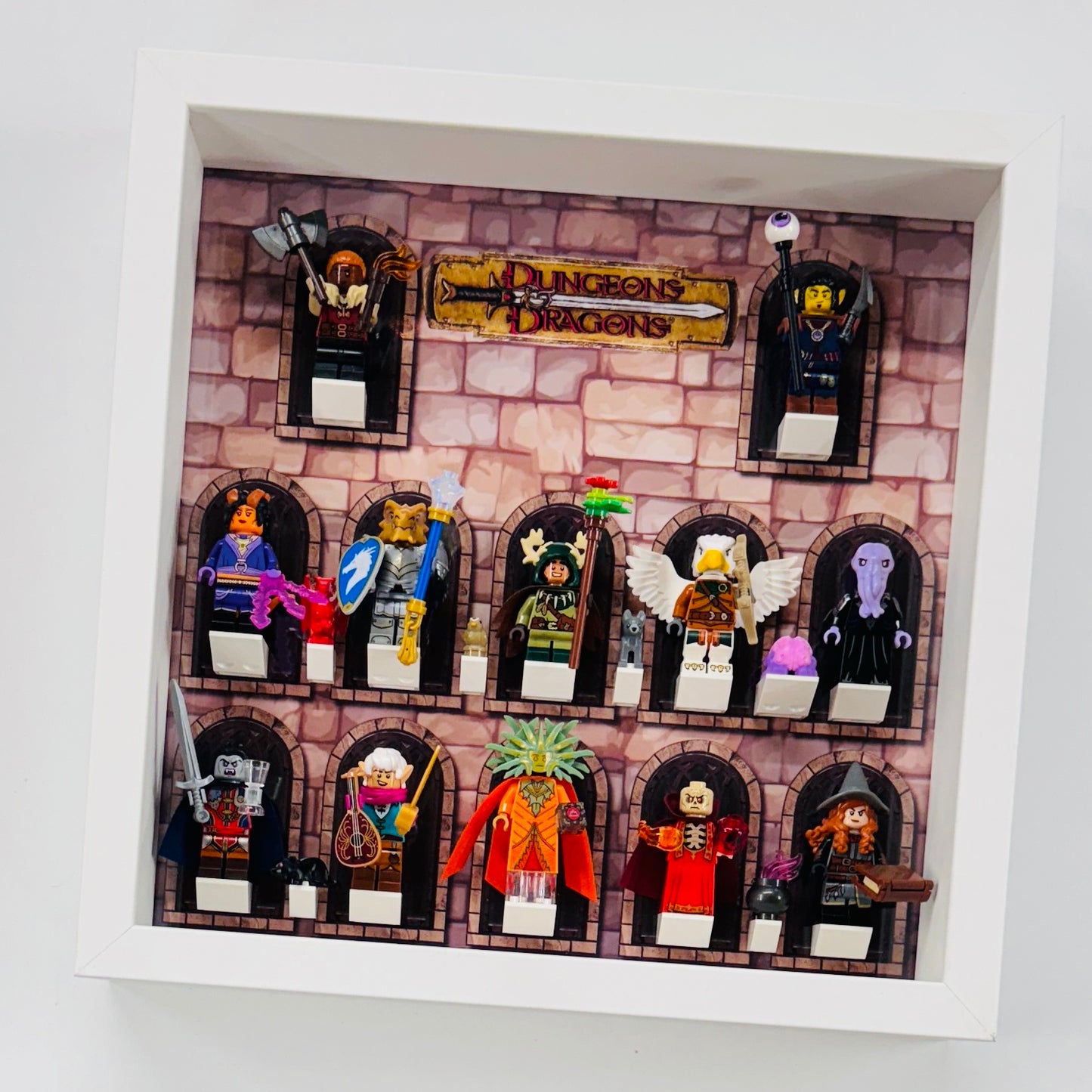 Display frame for lego dungeon dragons minifigures 